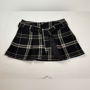 American Eagle Outfitters Black and White Plaid Mini Skirt